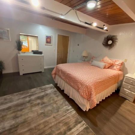 Spacious Lower Level Living All For You! 科瓦利斯 外观 照片