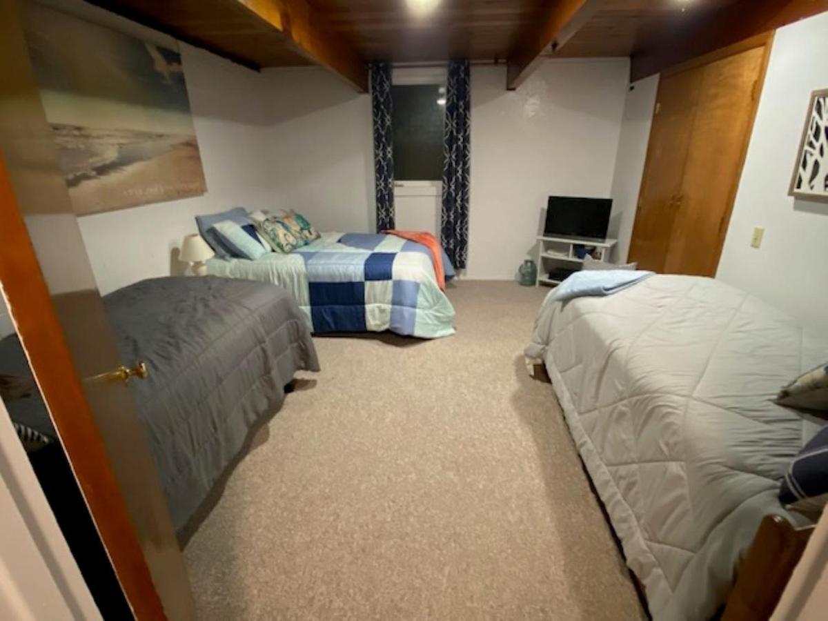 Spacious Lower Level Living All For You! 科瓦利斯 外观 照片