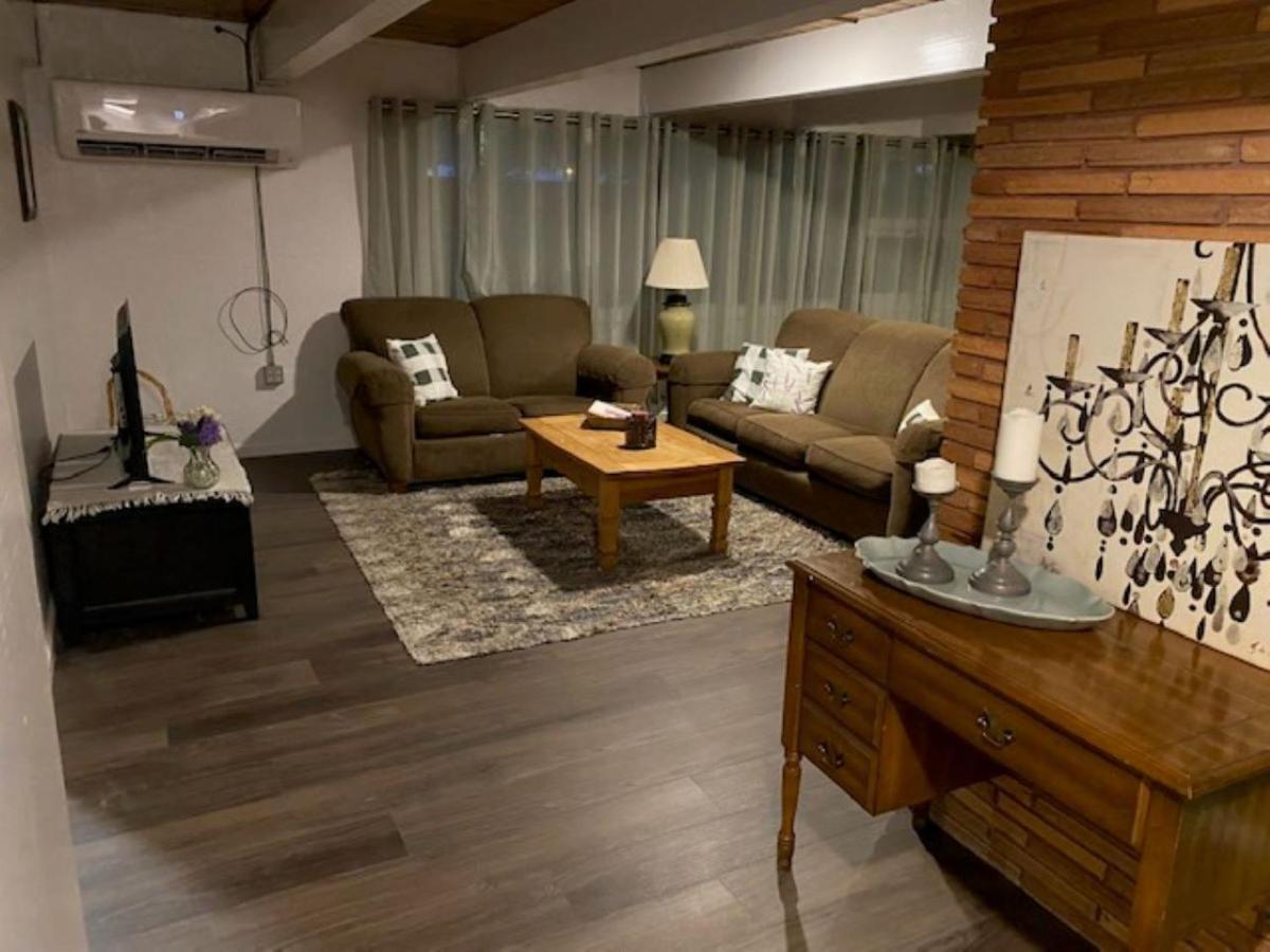 Spacious Lower Level Living All For You! 科瓦利斯 外观 照片
