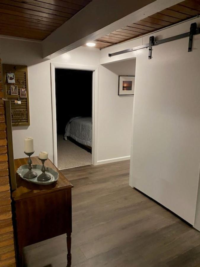 Spacious Lower Level Living All For You! 科瓦利斯 外观 照片